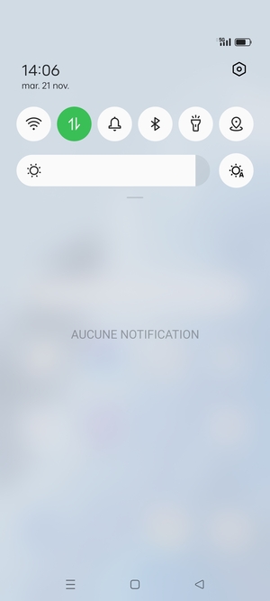 Déroulez à nouveau le menu du haut