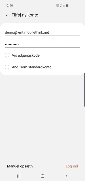 Indtast din e-mailadresse og adgangskode. Vælg Log ind
