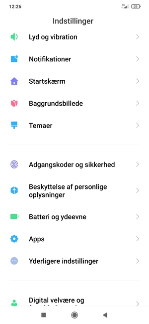 Scroll til og vælg Adgangskoder og sikkerhed