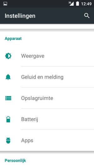 Scroll naar en selecteer Batterij