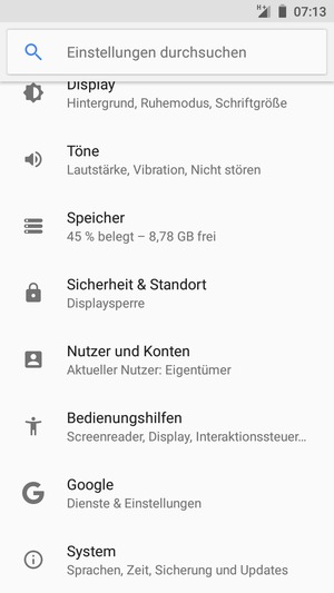 Scrollen Sie und wählen Sie Sicherheit & Standort