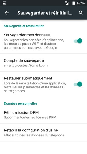 Activez Sauvegarder mes données et sélectionnez Compte de sauvegarde