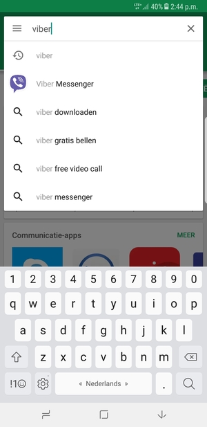 Voer de app-naam in en selecteer Zoeken