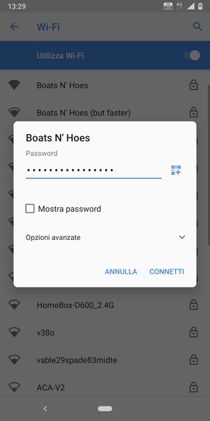 Inserisci la password del Wi-Fi e seleziona CONNETTI