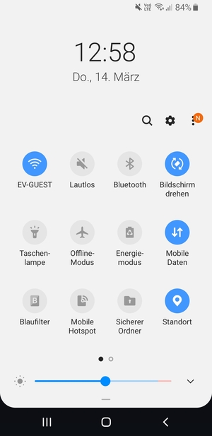 Wählen Sie  Lautlos, um wieder in den Ton-Modus zu wechseln