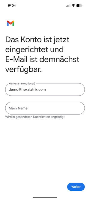 Geben Sie Ihrem Konto einen Namen und geben Sie Ihren Namen ein. Wählen Sie Weiter