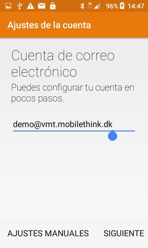 Introduzca su dirección de correo electrónico. Seleccione  SIGUIENTE