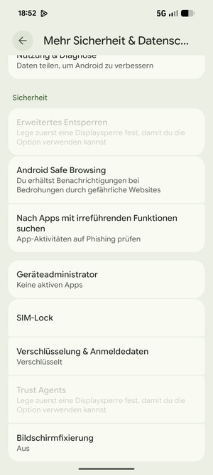 Scrollen Sie und wählen Sie SIM-Lock