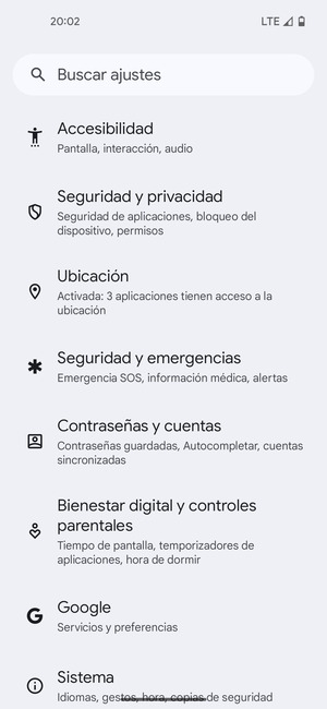 Desplácese y seleccione Contraseñas y cuentas