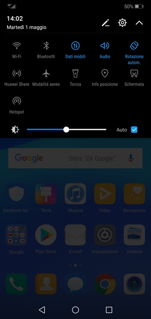 Seleziona il tasto Impostazioni