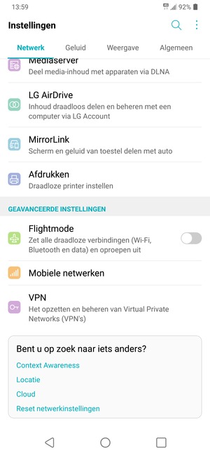 Scroll naar en selecteer Mobiele netwerken