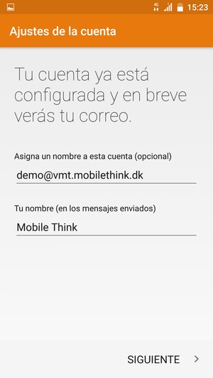 Déle a su cuenta un nombre y escriba su nombre. Seleccione SIGUIENTE