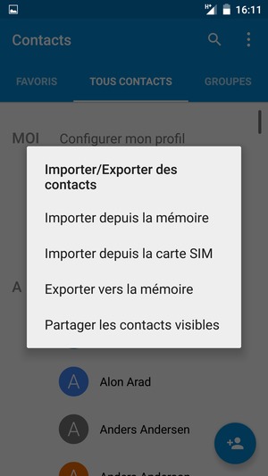 Sélectionnez Importer depuis la carte SIM