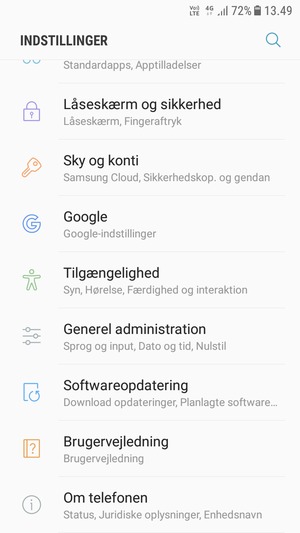 Scroll til og vælg Sky og konti