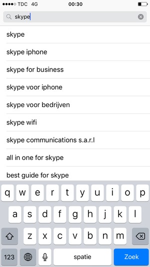 Voer de app-naam in en selecteer Zoek