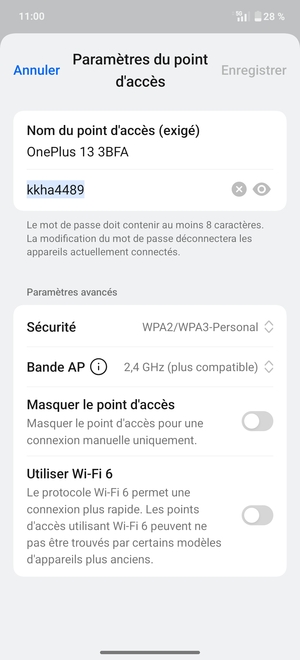 Saisissez un mot de passe de hotspot Wi-Fi d'au moins 8 caractères et sélectionnez Enregistrer