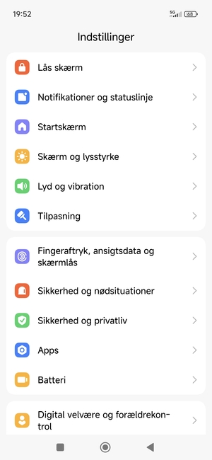 Scroll til og vælg Fingeraftryk, ansigtsdata og skærmlås