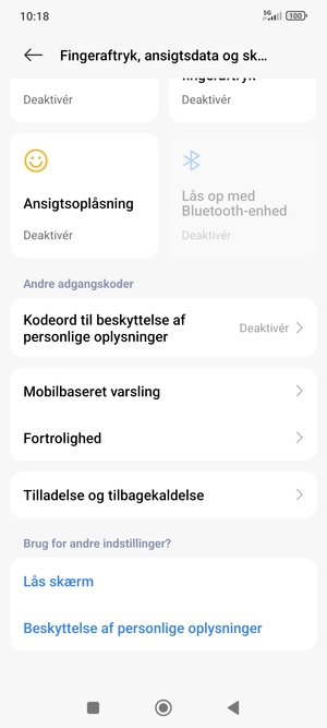 Scroll til og vælg Fortrolighed