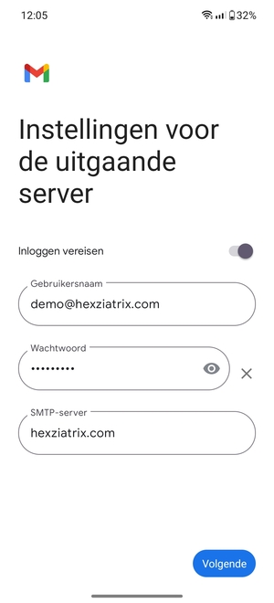 Voer Uitgaand serveradres in en selecteer Volgende