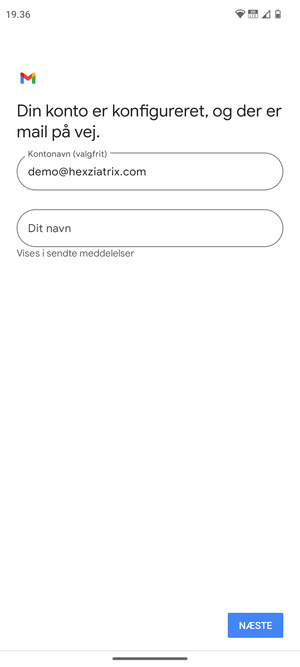 Giv din konto et navn og indtast dit navn. Vælg NÆSTE