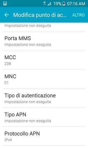 Scorri verso il basso e inserisci le informazioni di internet