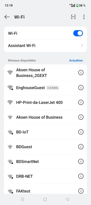 Sélectionnez le réseau sans fil auquel vous souhaitez vous connecter