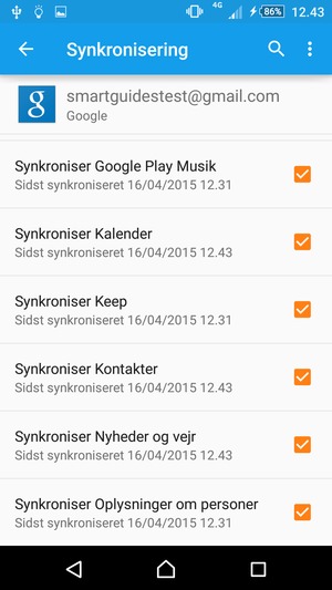 Kontroller at Synkroniser Kontakter er valgt