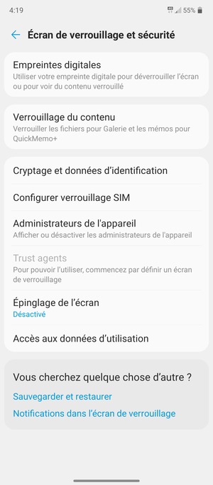 Pour modifier le code PIN de la carte SIM, faites défiler et sélectionnez Configurer verrouillage SIM