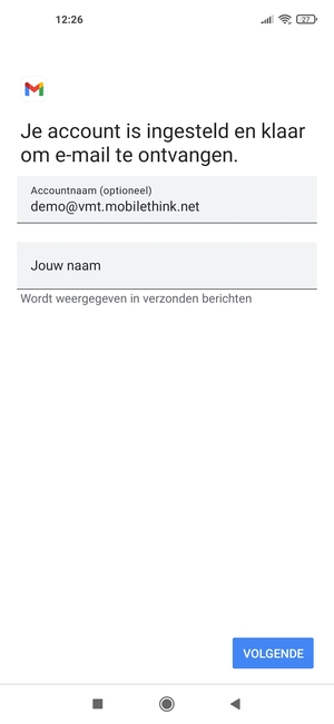 Geef uw account een naam en voer uw naam in. Selecteer VOLGENDE