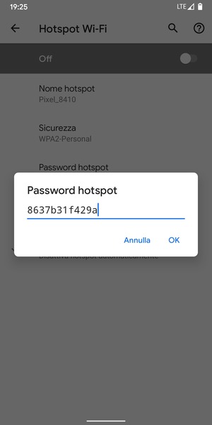 Inserisci una password dell'hotspot Wi-Fi di almeno 8 caratteri e seleziona OK