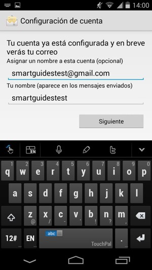 Déle a su cuenta un nombre y escriba su nombre. Seleccione Siguiente