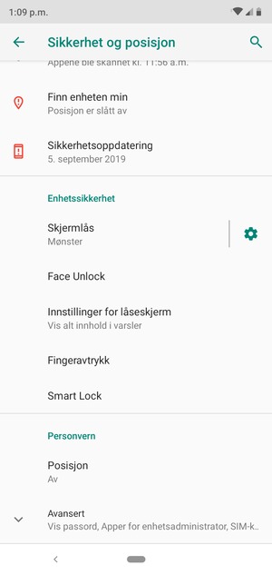 For å bytte PIN-koden til SIM-kortet, bla til og velg Avansert