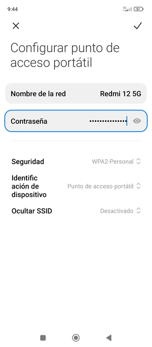Introduzca una contraseña de punto de acceso Wi-Fi de al menos 8 caracteres y seleccione Guardar