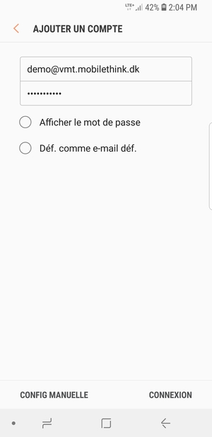 Saisissez votre adresse e-mail et votre mot de passe. Sélectionnez CONNEXION