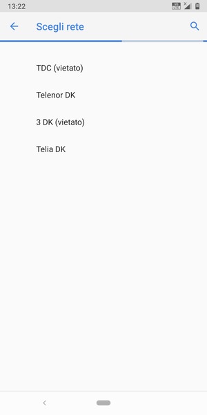 Seleziona un operatore di rete dall'elenco