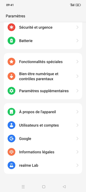 Faites défiler et sélectionnez Utilisateurs et comptes