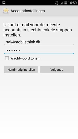 Voer uw e-mailadres en wachtwoord in. Selecteer Volgende