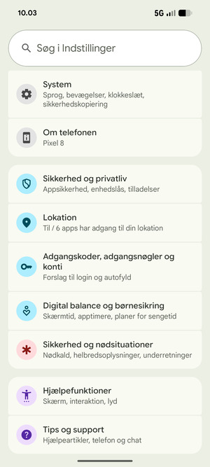 Vend tilbage til menuen Indstillinger og  vælg Adgangskoder, adgangsnøgler og konti