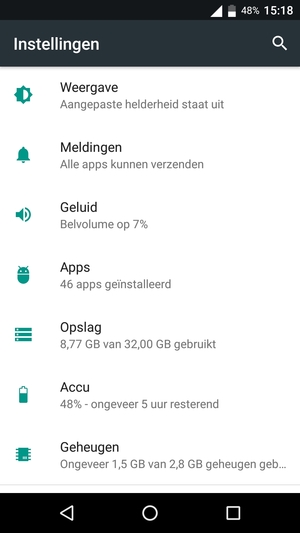 Scroll naar en selecteer Accu