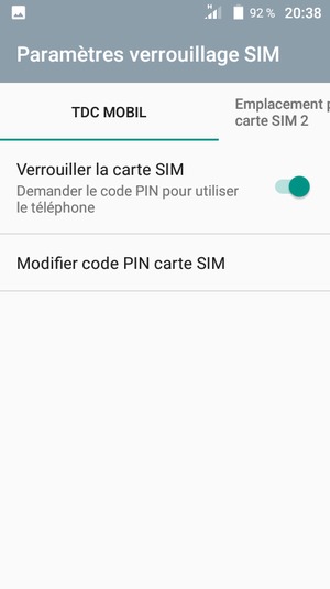 Sélectionnez Public et sélectionnez Modifier code PIN carte SIM
