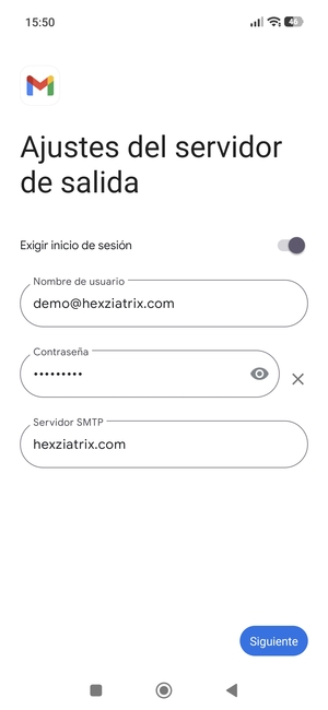 Introduzca la dirección de servidor saliente y seleccione Siguiente