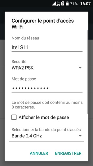 Saisissez un mot de passe de hotspot Wi-Fi d'au moins 8 caractères et sélectionnez ENREGISTRER