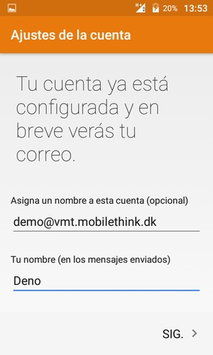 Déle a su cuenta un nombre y escriba su nombre. Seleccione SIG.