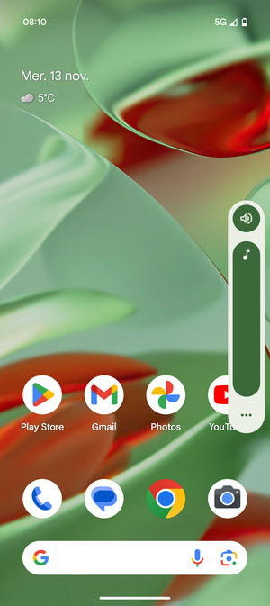 Maintenir appuyé pour baisser le volume au niveau requis