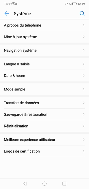 Faites défiler et sélectionnez Mise à jour système