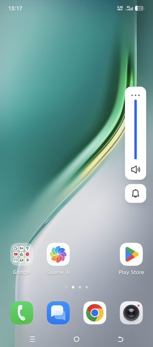 Maintenir appuyé pour baisser le volume au niveau requis