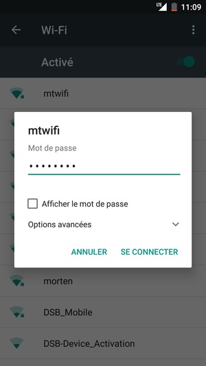 Saisissez le mot de passe du Wi-Fi et sélectionnez SE CONNECTER