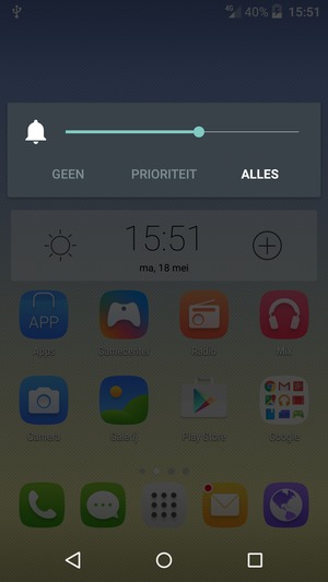 Ingedrukt houden om het volume naar het gevraagde niveau te brengen