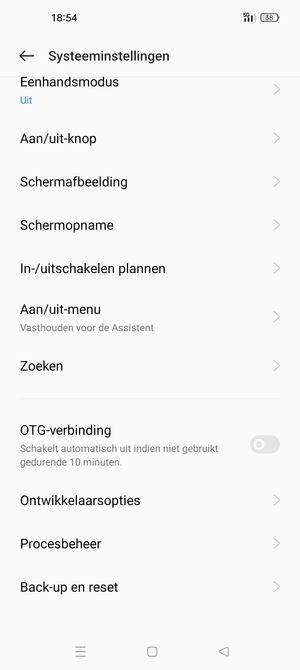 Scroll naar en selecteer Back-up en reset