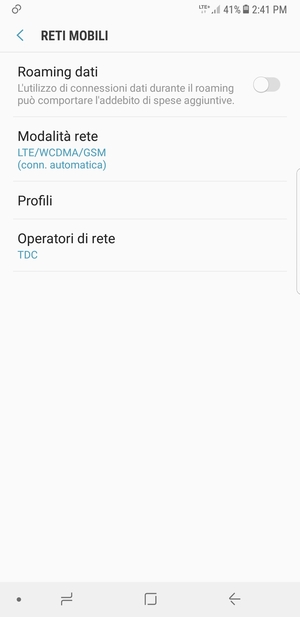 Per modificare la rete, in presenza di problemi, seleziona Operatori di rete
